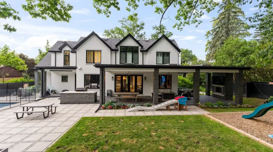 231 Wedgewood Drive, Oakville, Ontario, L6J 4R6, Canada, 4 Bedrooms Bedrooms, ,8 BathroomsBathrooms,Residential,For Sale,1575250