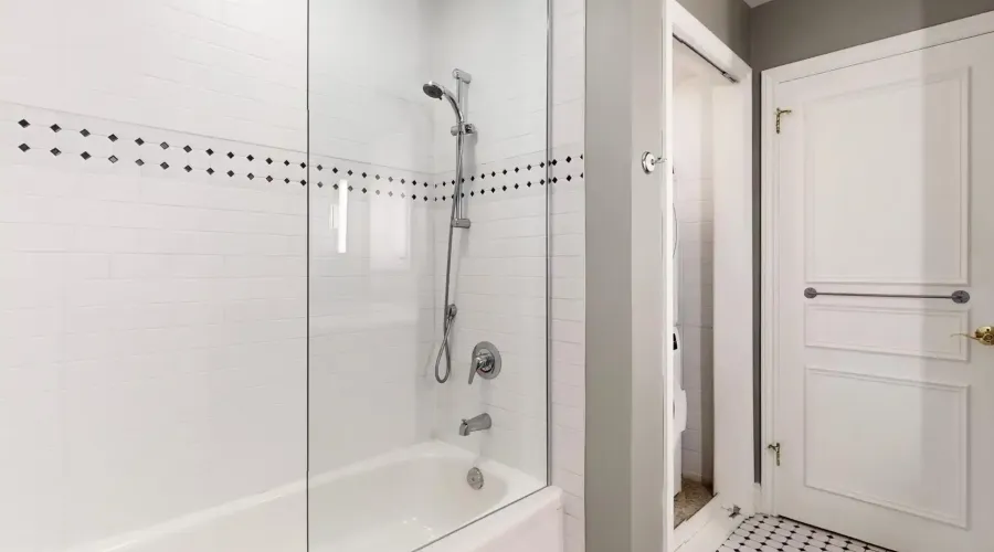 204 Forest Ridge Road, Richmond Hill, Ontario, Canada, 5 Bedrooms Bedrooms, 11 Rooms Rooms,6 BathroomsBathrooms,Residential,For Sale,Forest Ridge,1576994