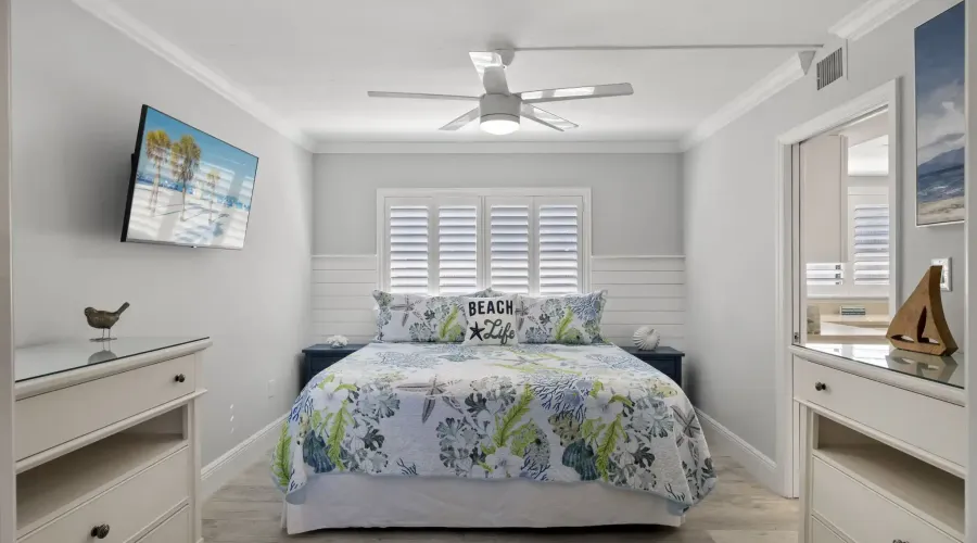 1401 Middle Gulf Drive, Sanibel, Florida, 33957, United States, 2 Bedrooms Bedrooms, 7 Rooms Rooms,2 BathroomsBathrooms,Condo,For Sale,Sundial East,Middle Gulf,3,1579302