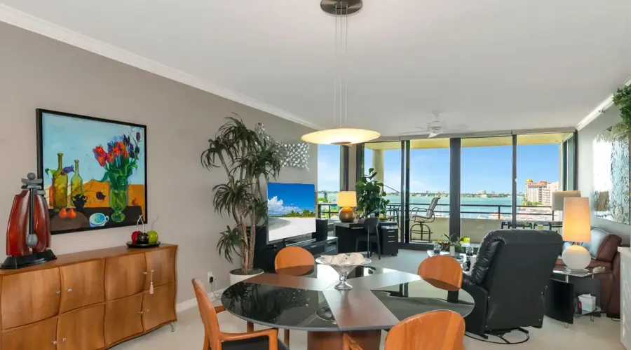 1255 N Gulfstream Ave, Sarasota, Florida, 34236, United States, 2 Bedrooms Bedrooms, 5 Rooms Rooms,2 BathroomsBathrooms,Residential,For Sale,Bay Plaza,Gulfstream ,10,1584719