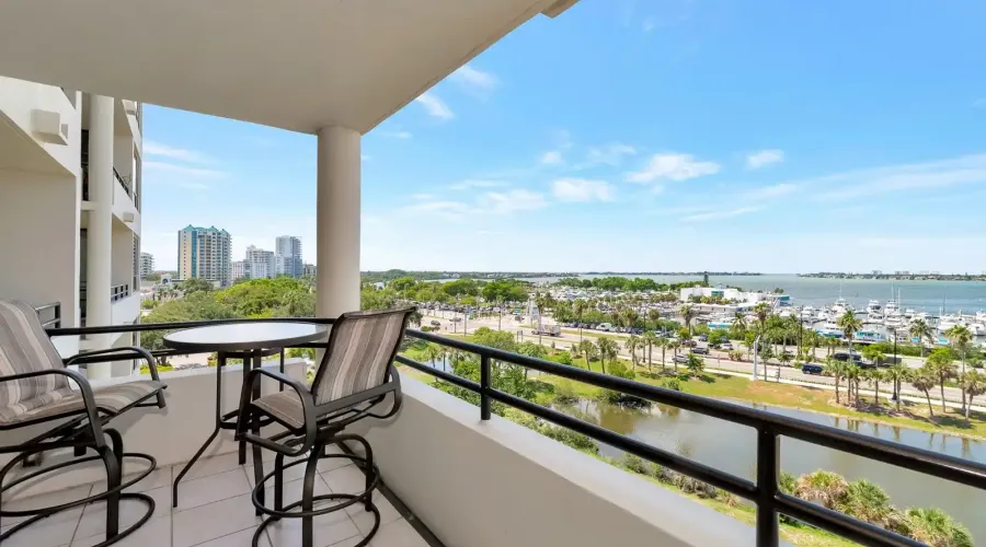 1255 N Gulfstream Ave, Sarasota, Florida, 34236, United States, 2 Bedrooms Bedrooms, 5 Rooms Rooms,2 BathroomsBathrooms,Residential,For Sale,Bay Plaza,Gulfstream ,10,1584719