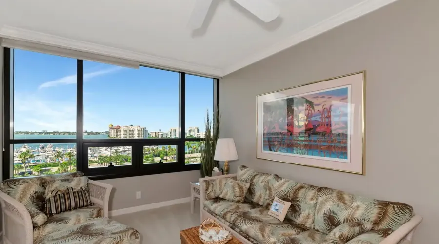 1255 N Gulfstream Ave, Sarasota, Florida, 34236, United States, 2 Bedrooms Bedrooms, 5 Rooms Rooms,2 BathroomsBathrooms,Residential,For Sale,Bay Plaza,Gulfstream ,10,1584719