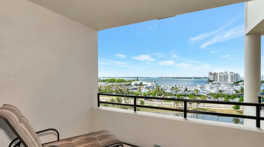 1255 N Gulfstream Ave, Sarasota, Florida, 34236, United States, 2 Bedrooms Bedrooms, 5 Rooms Rooms,2 BathroomsBathrooms,Residential,For Sale,Bay Plaza,Gulfstream ,10,1584719