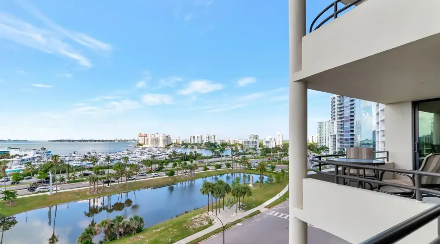 1255 N Gulfstream Ave, Sarasota, Florida, 34236, United States, 2 Bedrooms Bedrooms, 5 Rooms Rooms,2 BathroomsBathrooms,Residential,For Sale,Bay Plaza,Gulfstream ,10,1584719