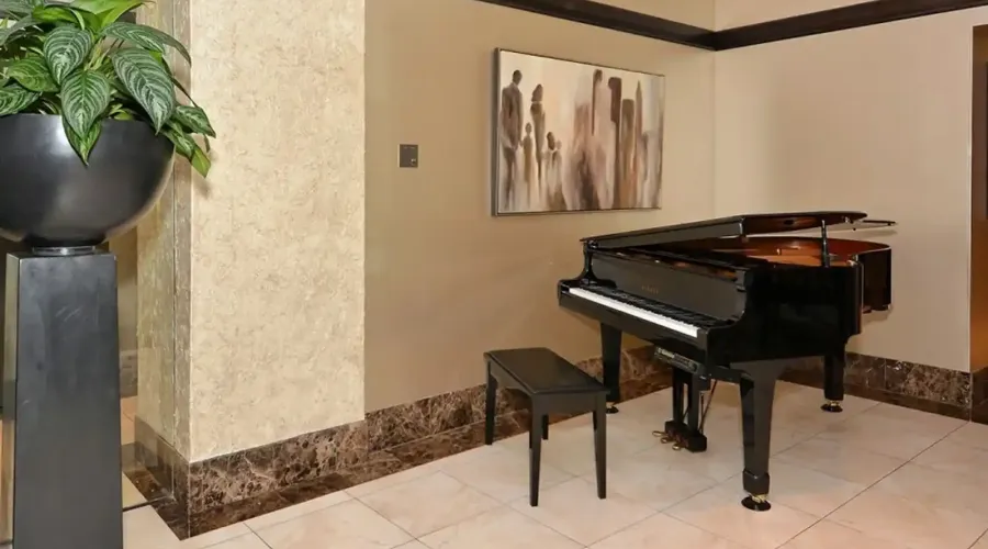 1255 N Gulfstream Ave, Sarasota, Florida, 34236, United States, 2 Bedrooms Bedrooms, 5 Rooms Rooms,2 BathroomsBathrooms,Residential,For Sale,Bay Plaza,Gulfstream ,10,1584719