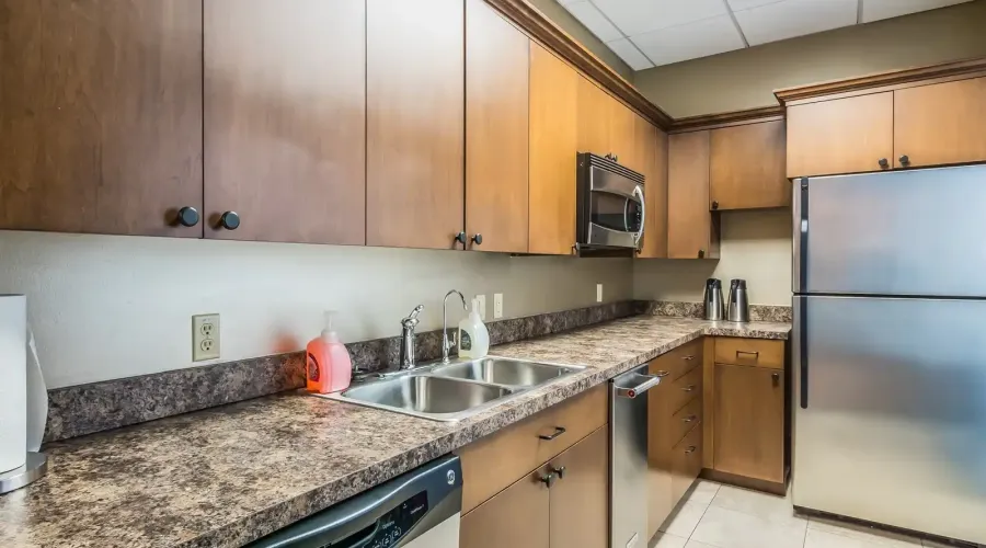 1255 N Gulfstream Ave, Sarasota, Florida, 34236, United States, 2 Bedrooms Bedrooms, 5 Rooms Rooms,2 BathroomsBathrooms,Residential,For Sale,Bay Plaza,Gulfstream ,10,1584719