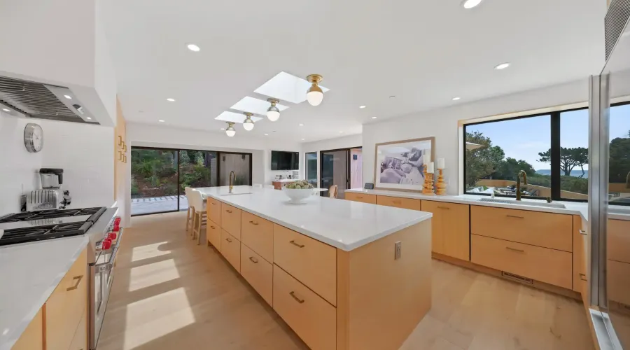 2 Tara Hill, Tiburon, California, 94920, United States, 5 Bedrooms Bedrooms, ,4.5 BathroomsBathrooms,Residential,For Sale,2 Tara Hill,1603180