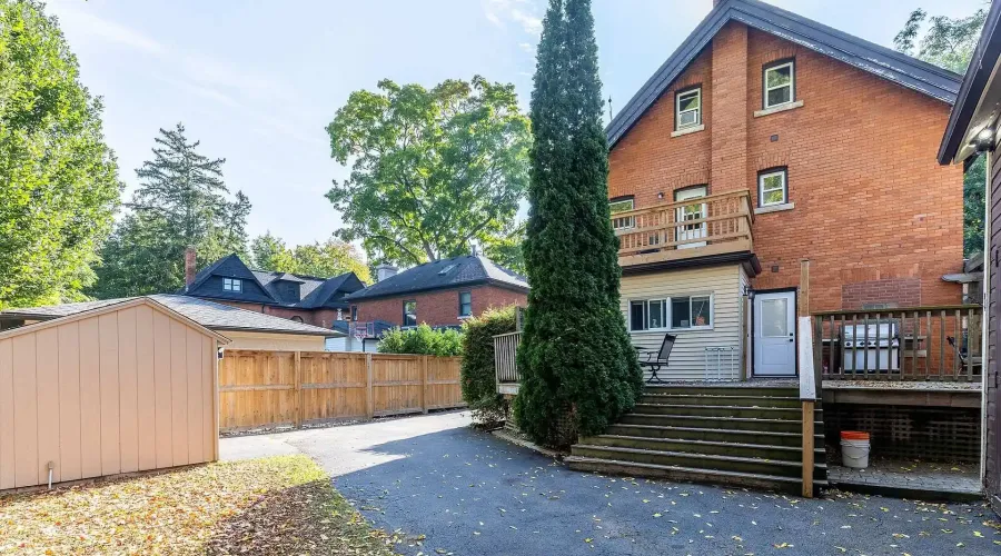 2177 Lakeshore Road, Burlington, Ontario, L7R 1A5, Canada, 6 Bedrooms Bedrooms, ,5 BathroomsBathrooms,Multi family,For Sale,1603183