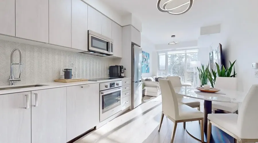 293 The Kingsway #219, Toronto, Ontario, Canada, 1 Bedroom Bedrooms, 3 Rooms Rooms,1 BathroomBathrooms,Condo,For Sale,The Kingsway,1603735