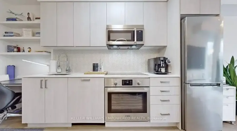 293 The Kingsway #219, Toronto, Ontario, Canada, 1 Bedroom Bedrooms, 3 Rooms Rooms,1 BathroomBathrooms,Condo,For Sale,The Kingsway,1603735