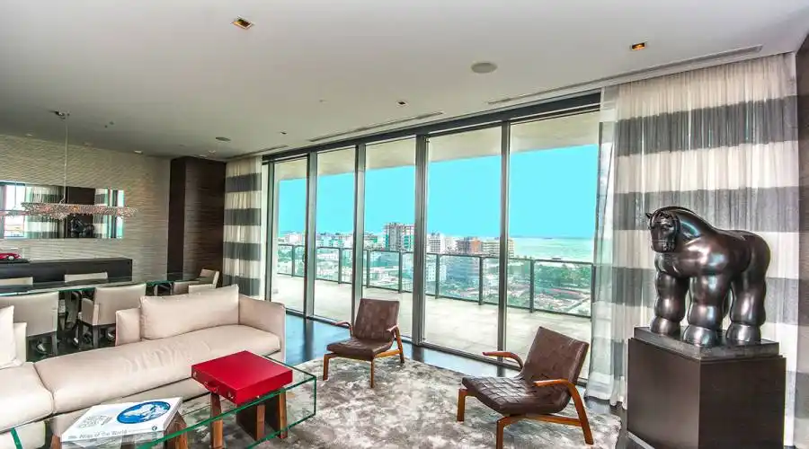800 pointe s,Miami Beach,Florida 33139,United States,4 Bedrooms Bedrooms,3 BathroomsBathrooms,Condo,Apogee,pointe,12,156830