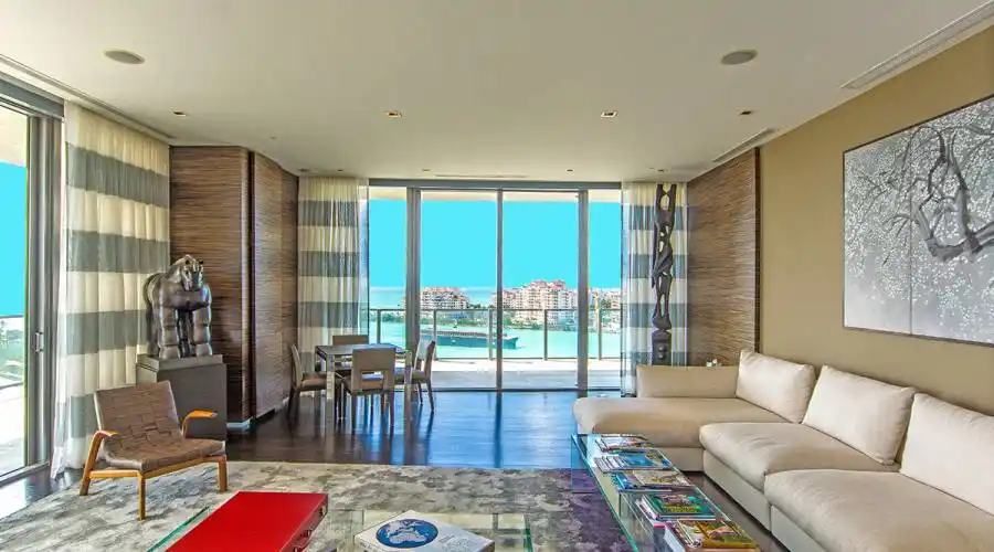 800 pointe s,Miami Beach,Florida 33139,United States,4 Bedrooms Bedrooms,3 BathroomsBathrooms,Condo,Apogee,pointe,12,156830