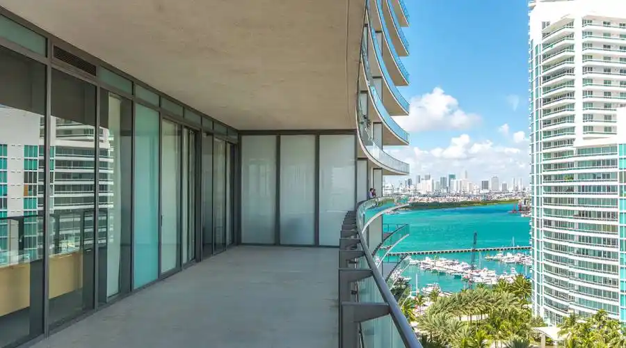 800 pointe s,Miami Beach,Florida 33139,United States,4 Bedrooms Bedrooms,3 BathroomsBathrooms,Condo,Apogee,pointe,12,156830