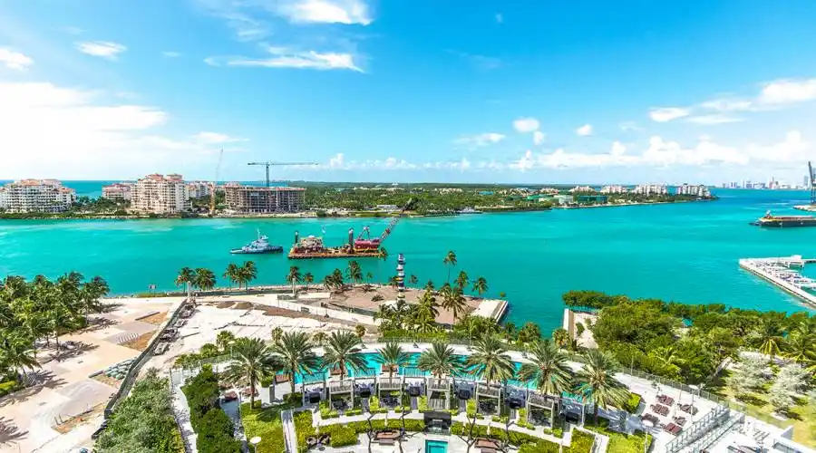 800 pointe s,Miami Beach,Florida 33139,United States,4 Bedrooms Bedrooms,3 BathroomsBathrooms,Condo,Apogee,pointe,12,156830