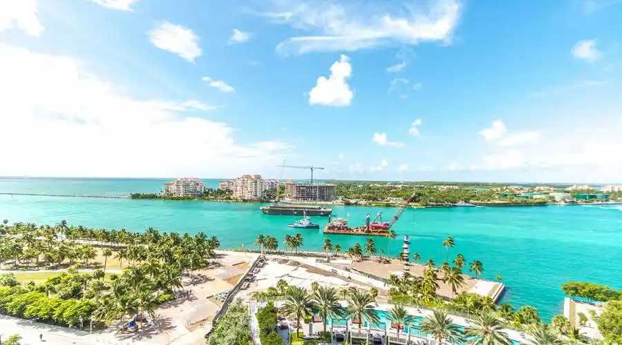 800 pointe s,Miami Beach,Florida 33139,United States,4 Bedrooms Bedrooms,3 BathroomsBathrooms,Condo,Apogee,pointe,12,156830