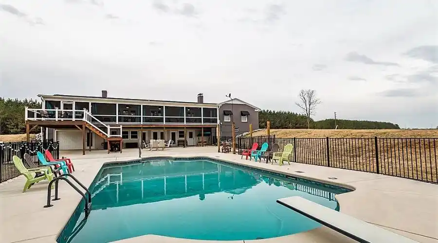 1425 Hobson,CLEVELAND,North Carolina 27013,United States,5 Bedrooms Bedrooms,10 Rooms Rooms,2 BathroomsBathrooms,Residential,Hobson,156832