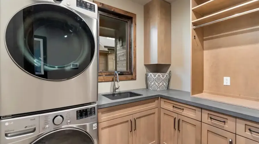 3040 S. Solitaires Canyon Drive, Flagstaff, Arizona, United States, 4 Bedrooms Bedrooms, ,4 BathroomsBathrooms,Residential,For Sale,S. Solitaires Canyon ,1608296