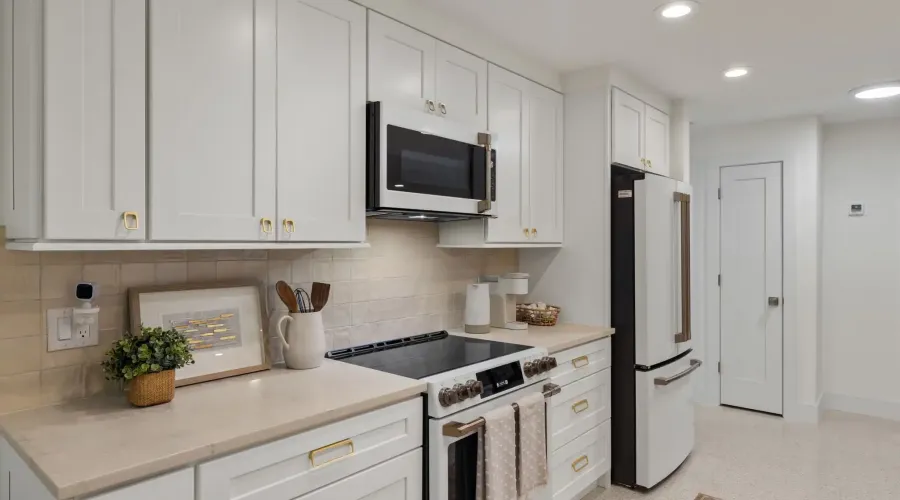 526 N. Yachtsman Drive, Sanibel, Florida, 33957, United States, 3 Bedrooms Bedrooms, 9 Rooms Rooms,2 BathroomsBathrooms,Residential,For Sale,N. Yachtsman,1632549