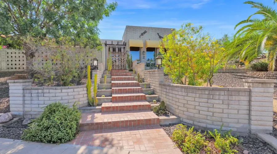 1265 W Mountain View Dr, Mesa, Arizona, 85201, United States, 4 Bedrooms Bedrooms, 10 Rooms Rooms,3 BathroomsBathrooms,Single family home,Residential,W Mountain View,1633253