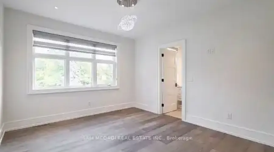 1615 Petrie Way, Mississauga, Ontario, L5J 1G8, Canada, 5 Bedrooms Bedrooms, ,6 BathroomsBathrooms,Residential,For Sale,1633835