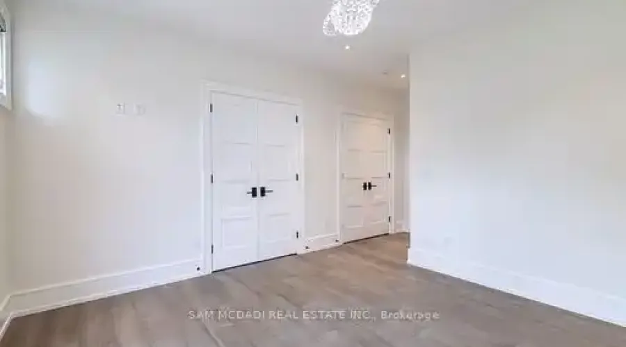 1615 Petrie Way, Mississauga, Ontario, L5J 1G8, Canada, 5 Bedrooms Bedrooms, ,6 BathroomsBathrooms,Residential,For Sale,1633835