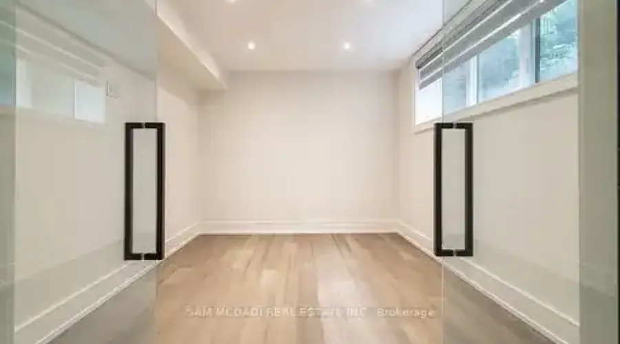 1615 Petrie Way, Mississauga, Ontario, L5J 1G8, Canada, 5 Bedrooms Bedrooms, ,6 BathroomsBathrooms,Residential,For Sale,1633835