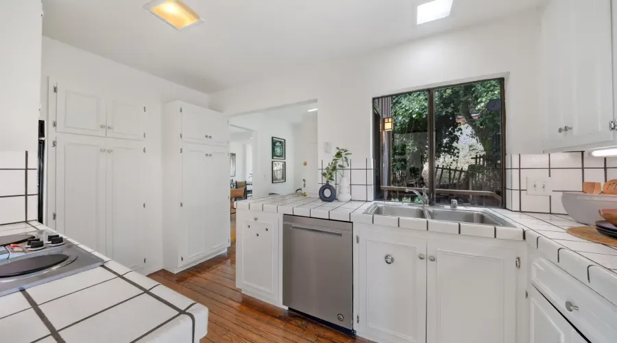 2217 Centro East, Tiburon, California, 94920, United States, 5 Bedrooms Bedrooms, ,4 BathroomsBathrooms,Residential,For Sale,1635951