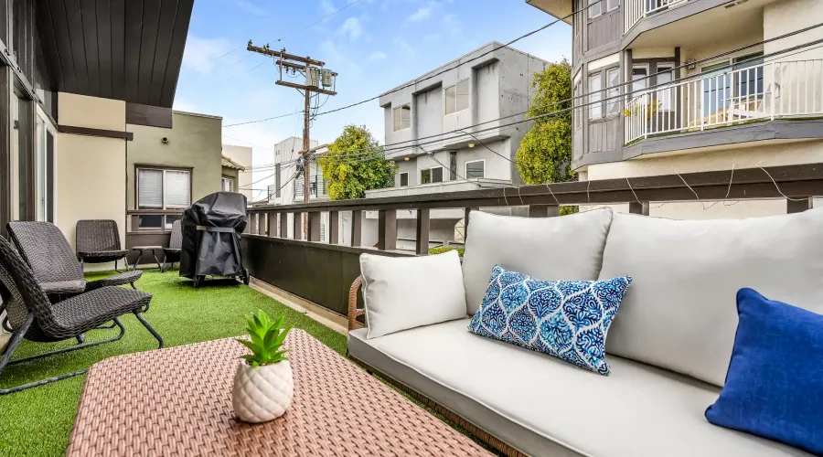 21 Yawl St, Marina Del Rey, California, 90292, United States, 3 Bedrooms Bedrooms, ,2 BathroomsBathrooms,Residential,For Sale,Yawl St,1638144