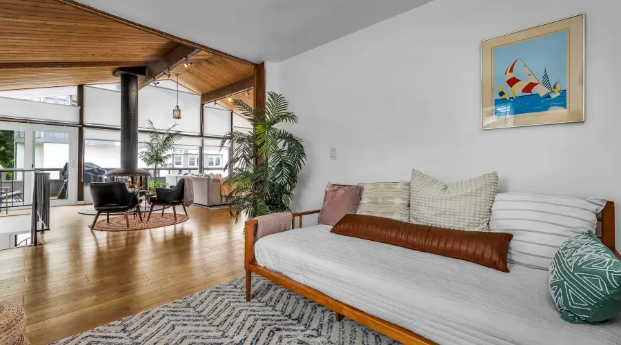 21 Yawl St, Marina Del Rey, California, 90292, United States, 3 Bedrooms Bedrooms, ,2 BathroomsBathrooms,Residential,For Sale,Yawl St,1638144