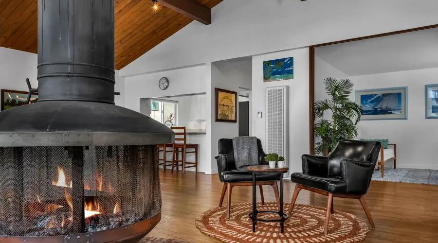 21 Yawl St, Marina Del Rey, California, 90292, United States, 3 Bedrooms Bedrooms, ,2 BathroomsBathrooms,Residential,For Sale,Yawl St,1638144