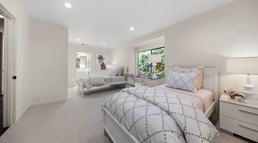 314 San Rafael Ave, Belvedere Tiburon, California, 94920, United States, 4 Bedrooms Bedrooms, ,3.5 BathroomsBathrooms,Residential,For Sale,314 San Rafael Ave,1643780