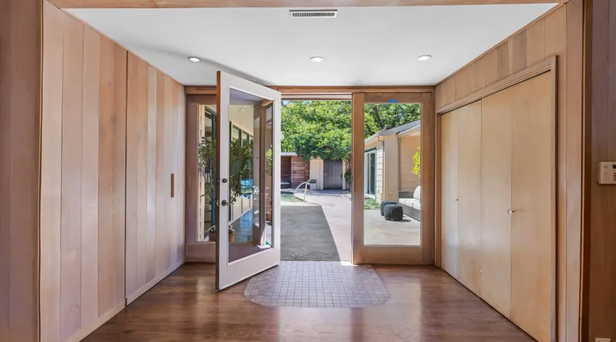 314 San Rafael Ave, Belvedere Tiburon, California, 94920, United States, 4 Bedrooms Bedrooms, ,3.5 BathroomsBathrooms,Residential,For Sale,314 San Rafael Ave,1643780