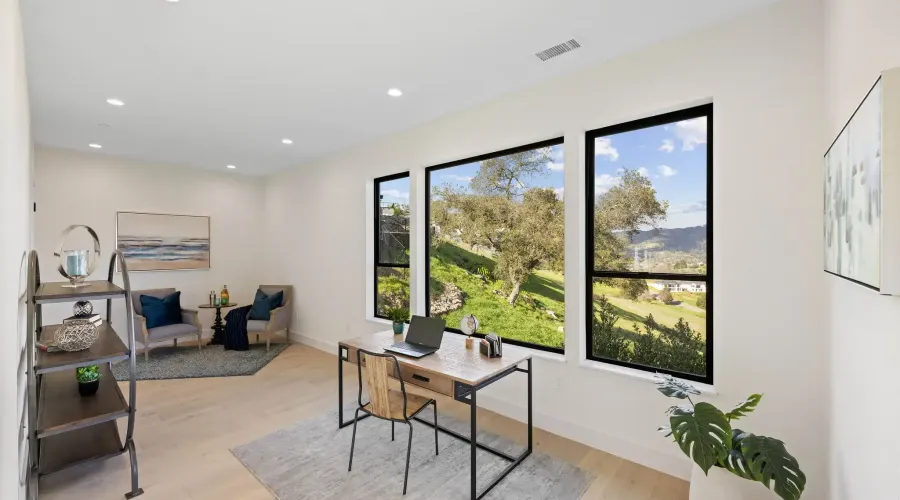 3794 Skyfarm Dr, Santa Rosa, California, 95403, United States, 6 Bedrooms Bedrooms, ,6 BathroomsBathrooms,Residential,For Sale,Skyfarm,1648288