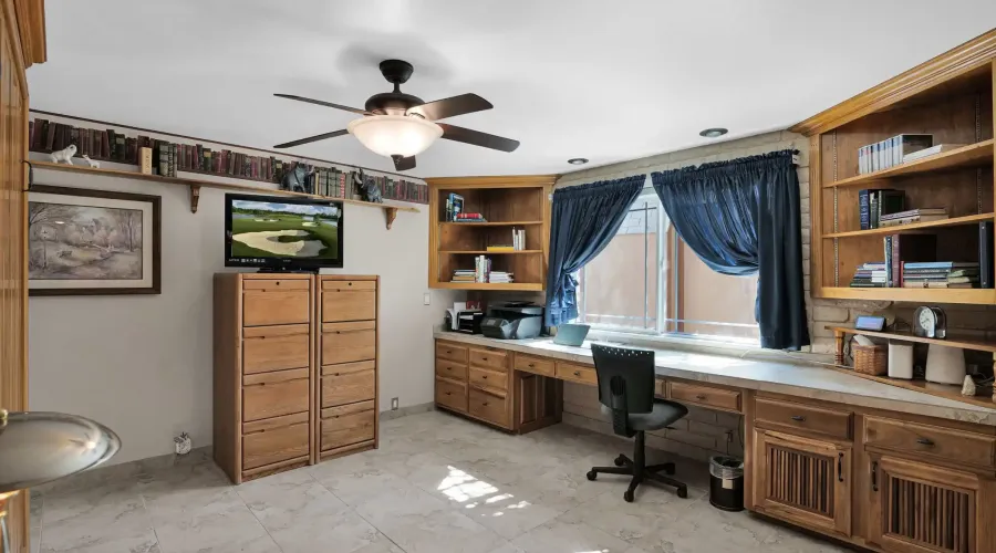 1265 W Mountain View Drive, Mesa, Arizona, 85201, United States, 4 Bedrooms Bedrooms, 10 Rooms Rooms,3 BathroomsBathrooms,Residential,For Sale,W Mountain View,1648291