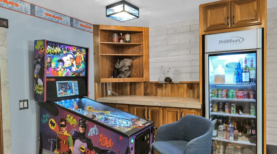 1265 W Mountain View Drive, Mesa, Arizona, 85201, United States, 4 Bedrooms Bedrooms, 10 Rooms Rooms,3 BathroomsBathrooms,Residential,For Sale,W Mountain View,1648291