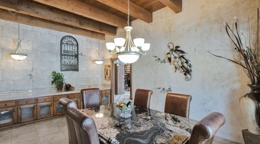 1265 W Mountain View Drive, Mesa, Arizona, 85201, United States, 4 Bedrooms Bedrooms, 10 Rooms Rooms,3 BathroomsBathrooms,Residential,For Sale,W Mountain View,1648291