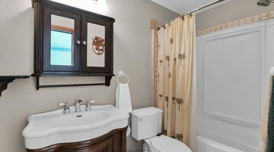 1265 W Mountain View Drive, Mesa, Arizona, 85201, United States, 4 Bedrooms Bedrooms, 10 Rooms Rooms,3 BathroomsBathrooms,Residential,For Sale,W Mountain View,1648291