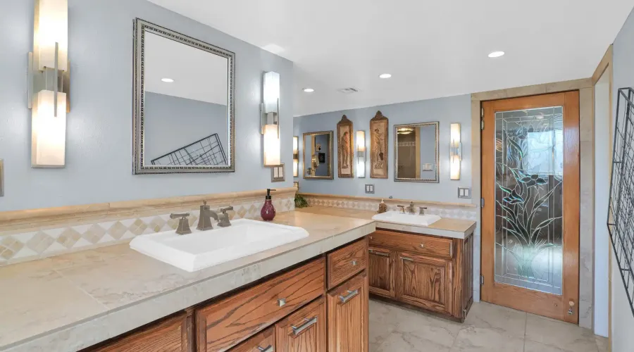 1265 W Mountain View Drive, Mesa, Arizona, 85201, United States, 4 Bedrooms Bedrooms, 10 Rooms Rooms,3 BathroomsBathrooms,Residential,For Sale,W Mountain View,1648291