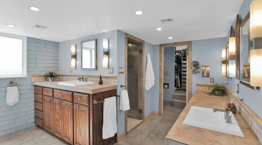 1265 W Mountain View Drive, Mesa, Arizona, 85201, United States, 4 Bedrooms Bedrooms, 10 Rooms Rooms,3 BathroomsBathrooms,Residential,For Sale,W Mountain View,1648291