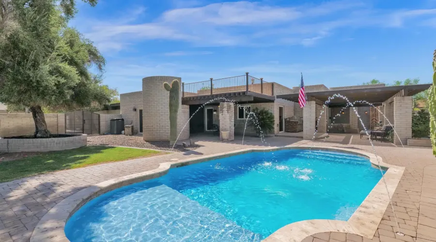 1265 W Mountain View Drive, Mesa, Arizona, 85201, United States, 4 Bedrooms Bedrooms, 10 Rooms Rooms,3 BathroomsBathrooms,Residential,For Sale,W Mountain View,1648291