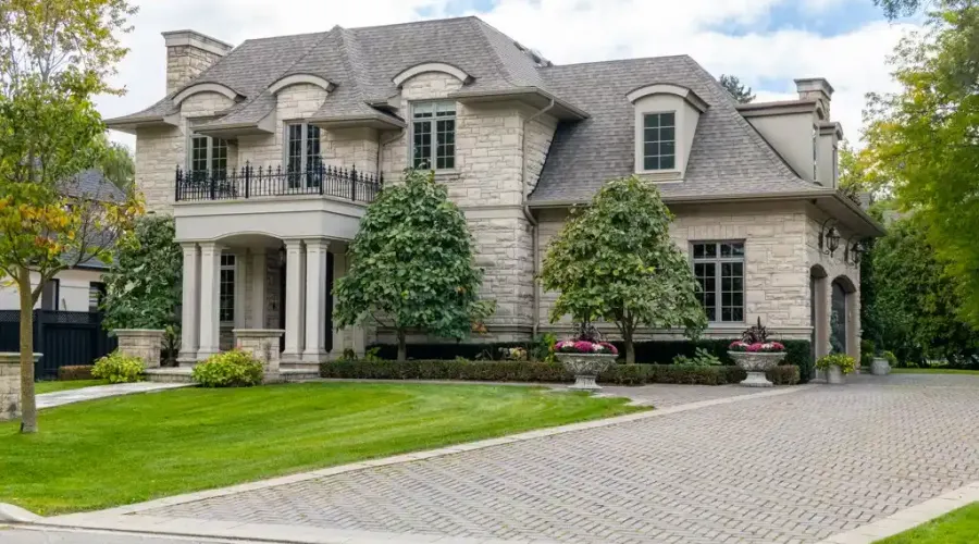 1502 Gregwood Rd, Mississauga, Ontario, L5H 2T4, Canada, 4 Bedrooms Bedrooms, ,6 BathroomsBathrooms,Single family home,For Sale,Gregwood Rd,1650714