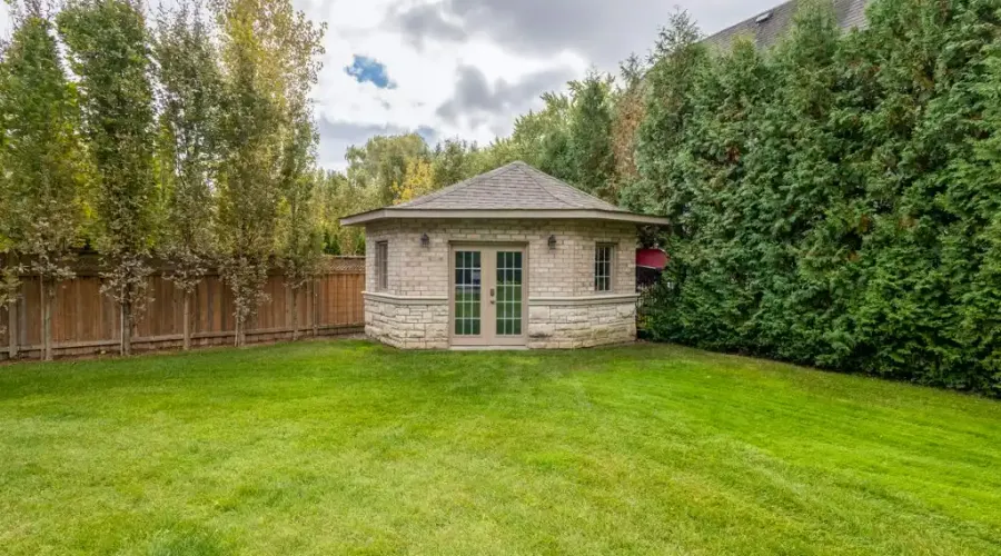 1502 Gregwood Rd, Mississauga, Ontario, L5H 2T4, Canada, 4 Bedrooms Bedrooms, ,6 BathroomsBathrooms,Single family home,For Sale,Gregwood Rd,1650714