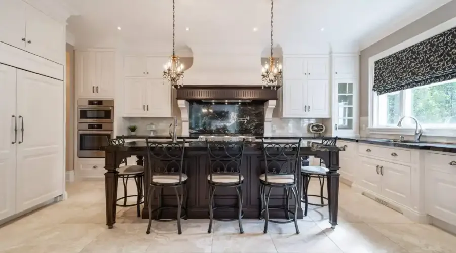 1502 Gregwood Rd, Mississauga, Ontario, L5H 2T4, Canada, 4 Bedrooms Bedrooms, ,6 BathroomsBathrooms,Single family home,For Sale,Gregwood Rd,1650714