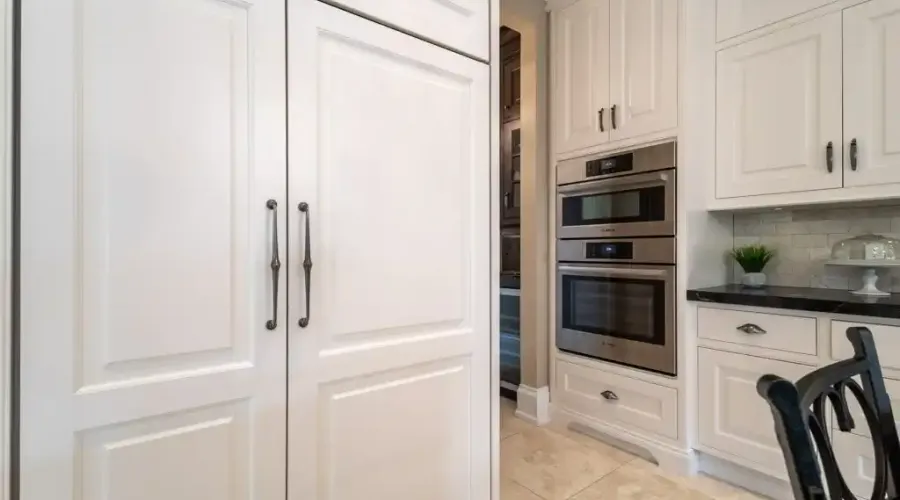 1502 Gregwood Rd, Mississauga, Ontario, L5H 2T4, Canada, 4 Bedrooms Bedrooms, ,6 BathroomsBathrooms,Single family home,For Sale,Gregwood Rd,1650714
