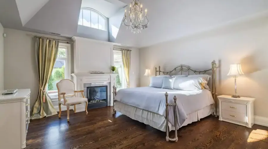 1502 Gregwood Rd, Mississauga, Ontario, L5H 2T4, Canada, 4 Bedrooms Bedrooms, ,6 BathroomsBathrooms,Single family home,For Sale,Gregwood Rd,1650714