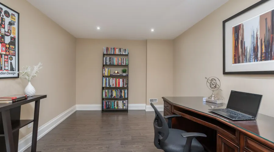 1502 Gregwood Rd, Mississauga, Ontario, L5H 2T4, Canada, 4 Bedrooms Bedrooms, ,6 BathroomsBathrooms,Single family home,For Sale,Gregwood Rd,1650714