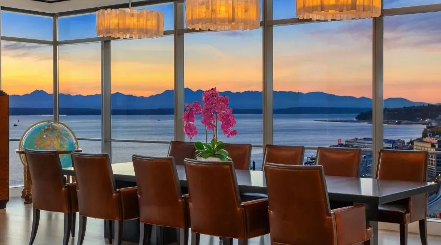 99 Union St, Seattle, Washington, United States, 2 Bedrooms Bedrooms, ,1 BathroomBathrooms,Condo,For Sale,Four Seasons Private Residences,Union ,1652293