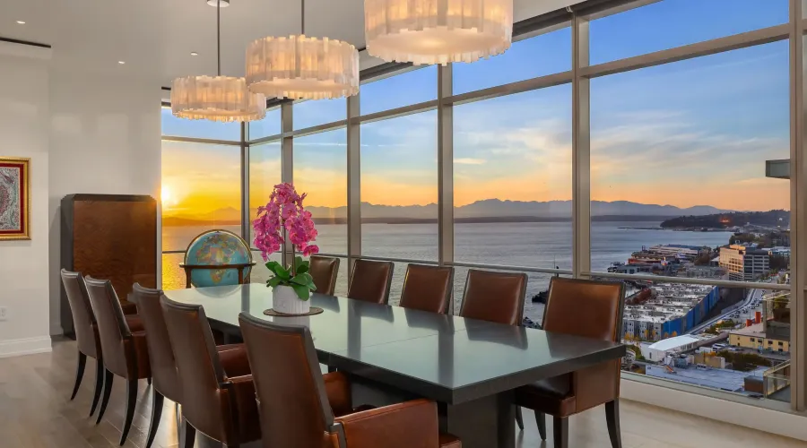 99 Union St, Seattle, Washington, United States, 2 Bedrooms Bedrooms, ,1 BathroomBathrooms,Condo,For Sale,Four Seasons Private Residences,Union ,1652293