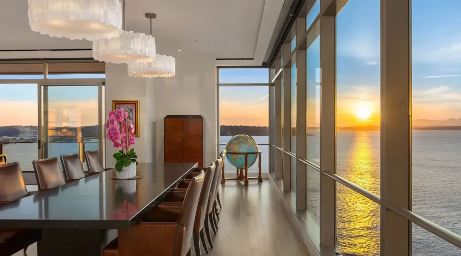 99 Union St, Seattle, Washington, United States, 2 Bedrooms Bedrooms, ,1 BathroomBathrooms,Condo,For Sale,Four Seasons Private Residences,Union ,1652293