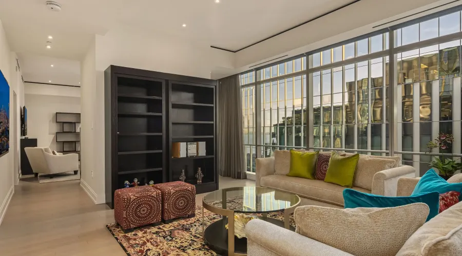 99 Union St, Seattle, Washington, United States, 2 Bedrooms Bedrooms, ,1 BathroomBathrooms,Condo,For Sale,Four Seasons Private Residences,Union ,1652293